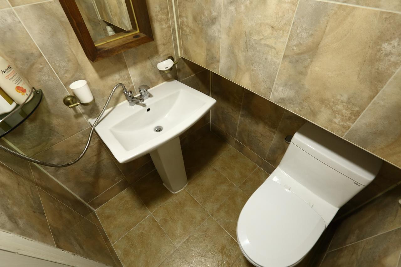 Yujung Guesthouse Jeonju Bagian luar foto