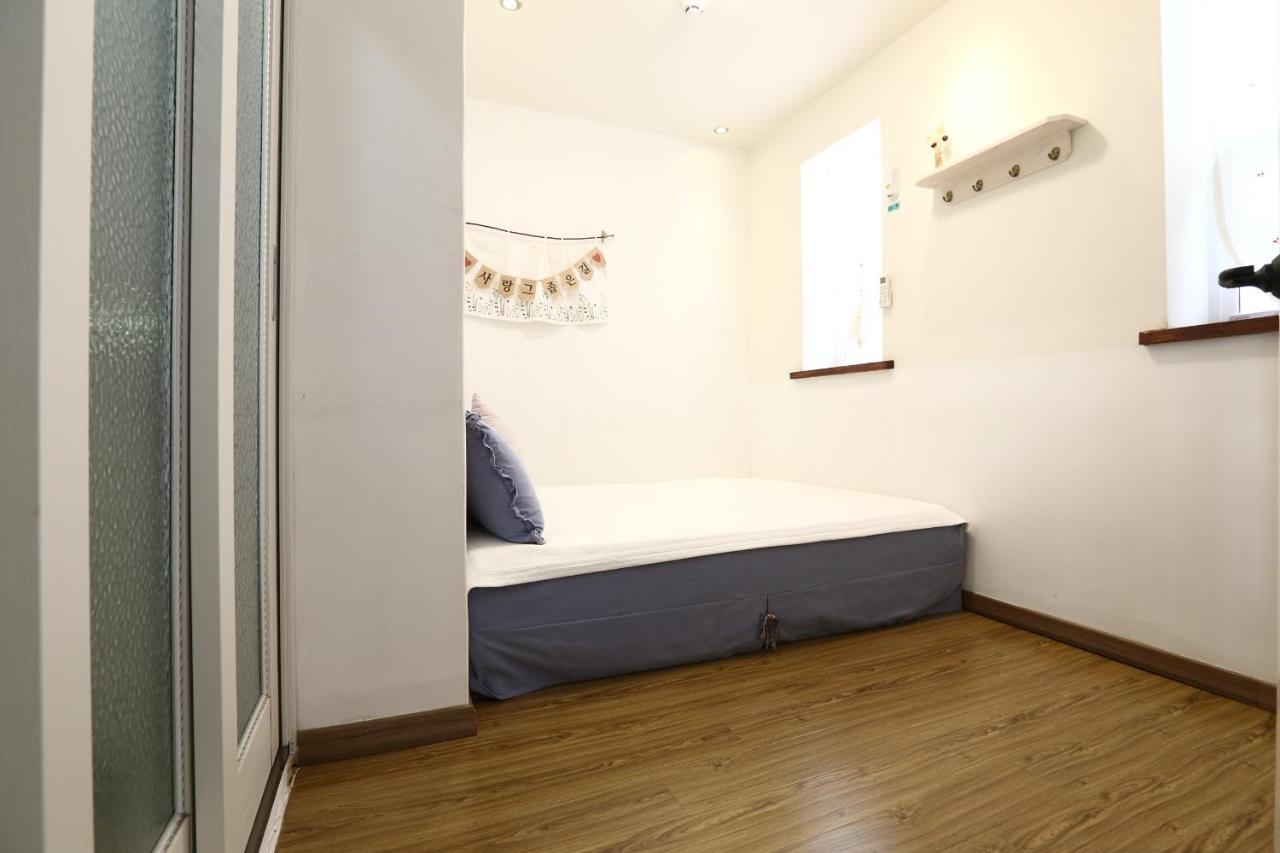 Yujung Guesthouse Jeonju Bagian luar foto
