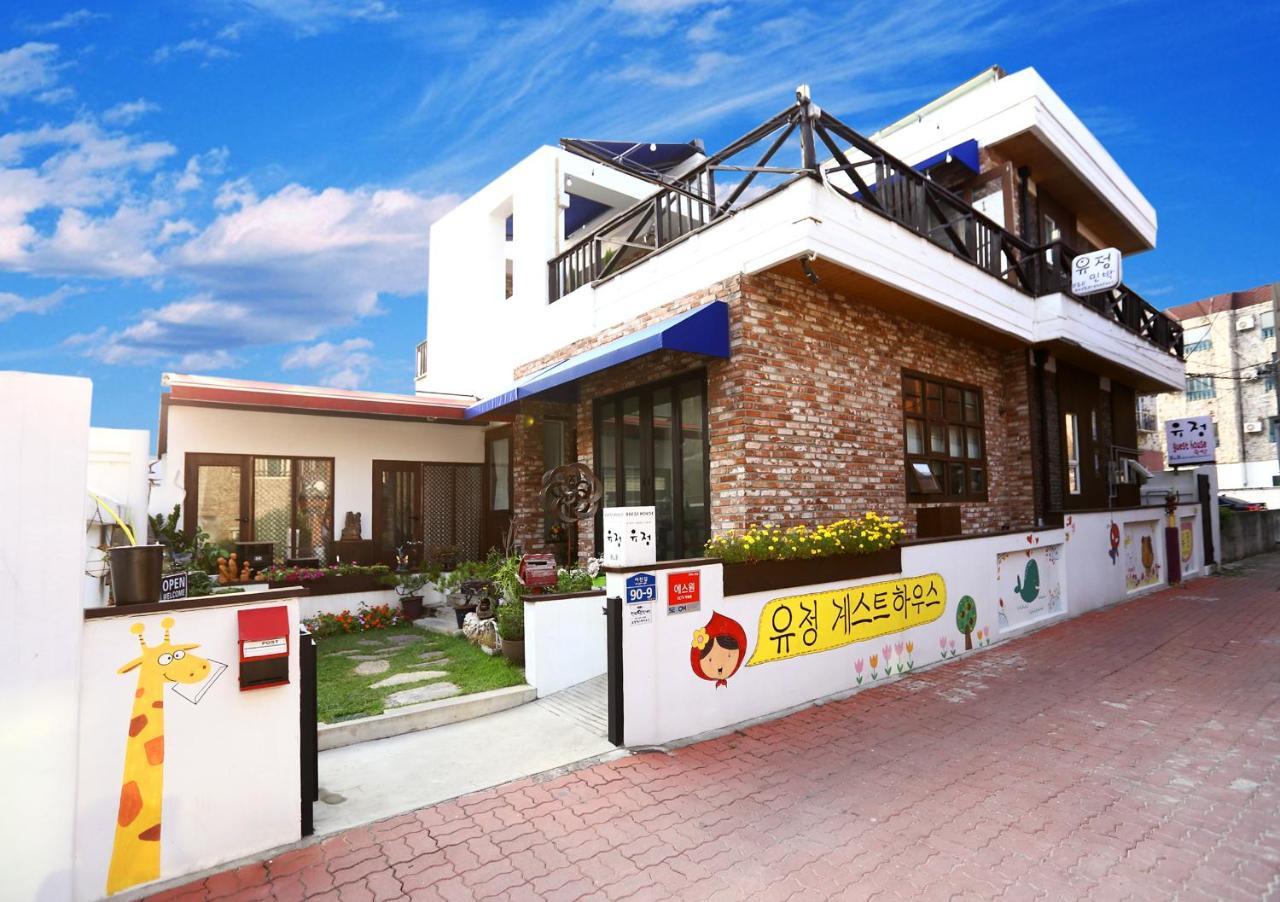 Yujung Guesthouse Jeonju Bagian luar foto