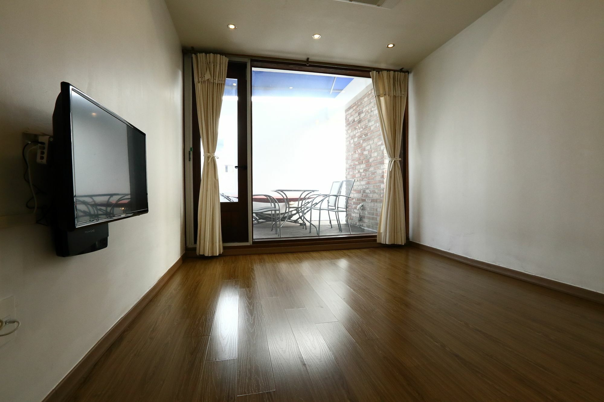 Yujung Guesthouse Jeonju Bagian luar foto